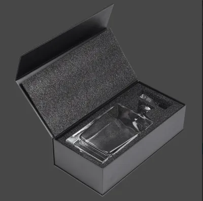 Decanter de Whisky em Vidro Retangular em Caixa de Presente