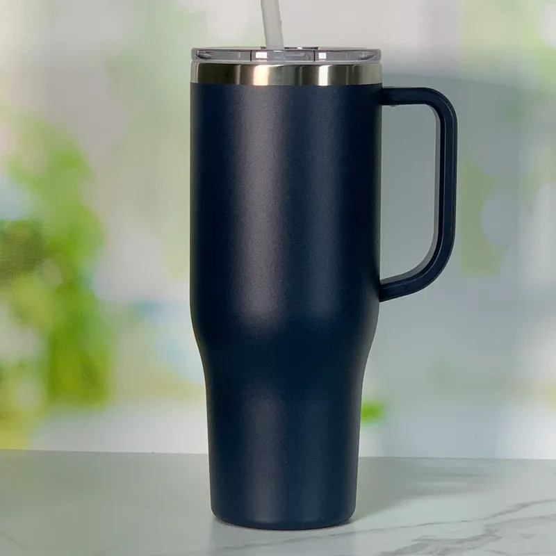 40 oz isoleret termokop i rustfrit stål med hank og skruelåg med skydelåg